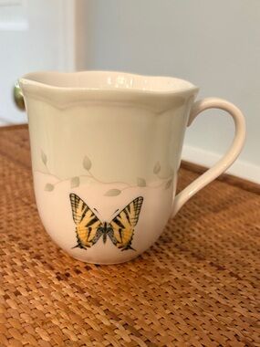 Lenox Butterfly Meadow Mint Green & White Mug